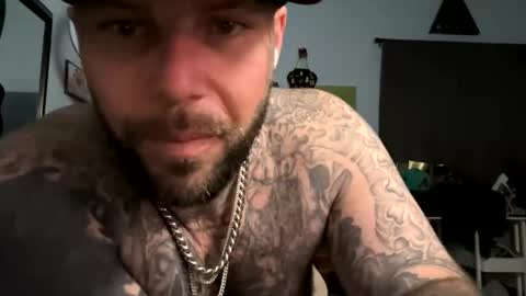 Snapshot of tattoo23inky chatting on April 7, 2026, 3:29 am inky online show from April 7, 2026, 3:29 am