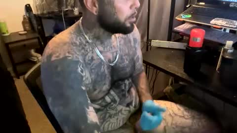 Snapshot of tattoo23inky chatting on May 13, 2026, 11:44 pm inky online show from May 13, 2026, 11:44 pm