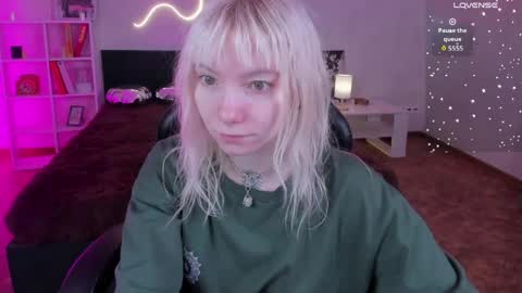 Snapshot of tattoo_artbaby chatting on April 15, 2026, 12:50 am tattoo_artbaby online show from April 15, 2026, 12:50 am