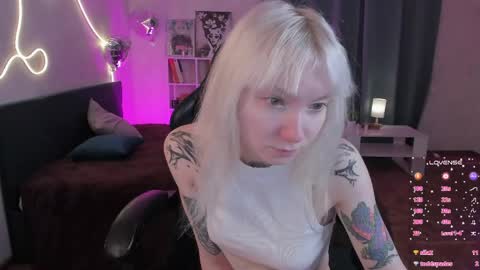 Snapshot of tattoo_artbaby chatting on May 5, 2026, 1:13 am tattoo_artbaby online show from May 5, 2026, 1:13 am