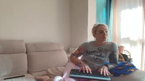 Snapshot of tattoobbgirl chatting on June 12, 2026, 3:55 pm tattoobbgirl online show from June 12, 2026, 3:55 pm