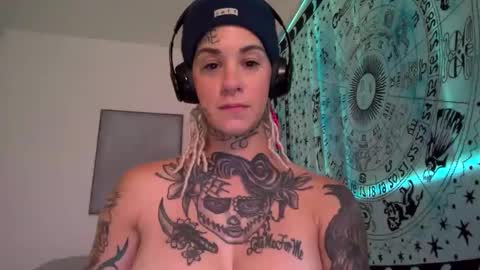 Snapshot of tattooed_natalia chatting on January 7, 2025, 2:08 pm Natalia 3 online show from January 7, 2025, 2:08 pm