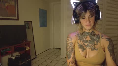 Snapshot of tattooed_natalia chatting on February 7, 2025, 9:37 am Natalia 3 online show from February 7, 2025, 9:37 am