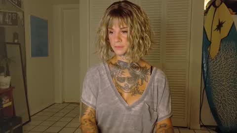 Snapshot of tattooed_natalia chatting on September 17, 2025, 8:38 am Natalia 3 online show from September 17, 2025, 8:38 am