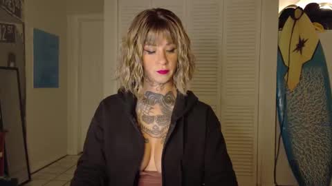 Snapshot of tattooed_natalia chatting on September 22, 2025, 8:38 am Natalia 3 online show from September 22, 2025, 8:38 am