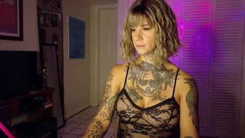 Snapshot of tattooed_natalia chatting on November 7, 2025, 9:53 am Natalia 3 online show from November 7, 2025, 9:53 am