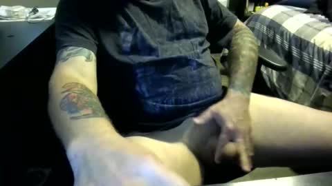 Snapshot of tattslovestattas1 chatting on October 29, 2025, 2:41 pm tattslovestattas1 online show from October 29, 2025, 2:41 pm