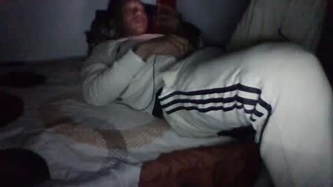 Snapshot of tauron420 chatting on February 27, 2026, 2:22 am tauron420 online show from February 27, 2026, 2:22 am