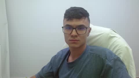 Snapshot of taurus4k chatting on December 3, 2024, 1:08 am taurus4k online show from December 3, 2024, 1:08 am