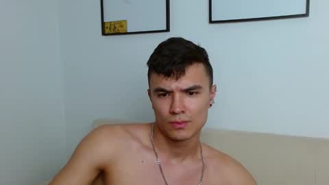 Snapshot of taurus4k chatting on December 15, 2024, 5:23 am taurus4k online show from December 15, 2024, 5:23 am