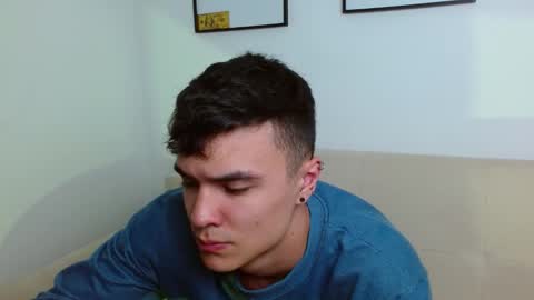 Snapshot of taurus4k chatting on December 15, 2024, 10:47 pm taurus4k online show from December 15, 2024, 10:47 pm