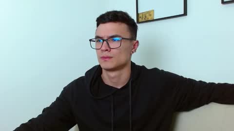 Snapshot of taurus4k chatting on December 17, 2024, 3:39 am taurus4k online show from December 17, 2024, 3:39 am