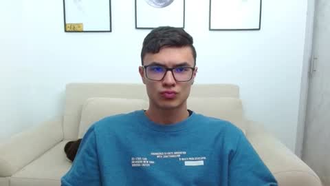 Snapshot of taurus4k chatting on January 16, 2025, 1:16 am taurus4k online show from January 16, 2025, 1:16 am