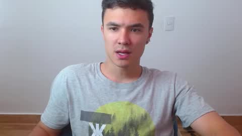 Snapshot of taurus4k chatting on February 23, 2025, 6:56 pm taurus4k online show from February 23, 2025, 6:56 pm