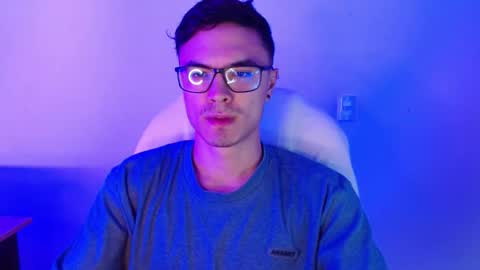 Snapshot of taurus4k chatting on November 9, 2025, 12:31 am taurus4k online show from November 9, 2025, 12:31 am