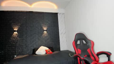 Snapshot of taurus_boy1 chatting on February 28, 2026, 11:33 am T A U R U S online show from February 28, 2026, 11:33 am