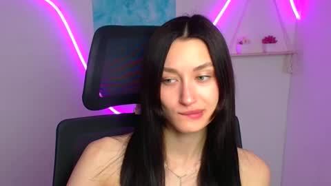 Snapshot of tayavibe chatting on May 4, 2026, 5:36 am Taya online show from May 4, 2026, 5:36 am