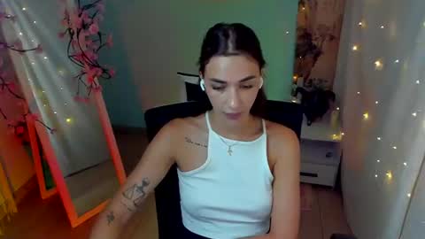Tayla online show from July 1, 2026, 7:21 am