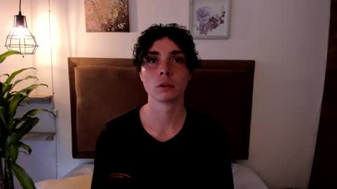     online show from February 6, 2026, 7:39 pm