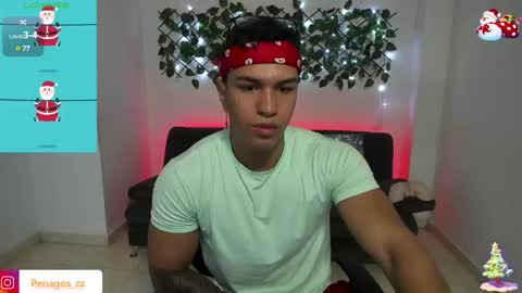 Snapshot of taylor_johnn chatting on December 17, 2024, 2:33 pm Penagos zz    online show from December 17, 2024, 2:33 pm