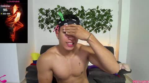 Snapshot of taylor_johnn chatting on January 6, 2025, 2:03 pm Penagos zz    online show from January 6, 2025, 2:03 pm