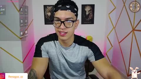 Snapshot of taylor_johnn chatting on March 3, 2025, 3:42 pm Penagos zz    online show from March 3, 2025, 3:42 pm