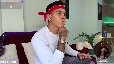 Snapshot of taylor_johnn chatting on September 8, 2025, 9:58 pm Penagos zz    online show from September 8, 2025, 9:58 pm