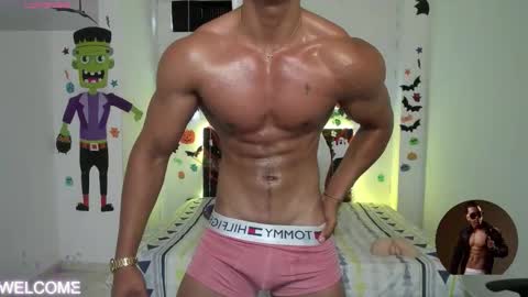 Snapshot of taylor_johnn chatting on October 11, 2025, 2:37 pm Penagos zz    online show from October 11, 2025, 2:37 pm
