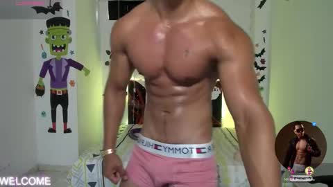 Snapshot of taylor_johnn chatting on October 19, 2025, 2:07 pm Penagos zz    online show from October 19, 2025, 2:07 pm