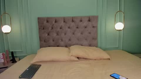 Snapshot of taylor_sexyy chatting on January 17, 2025, 3:12 am Taylor  online show from January 17, 2025, 3:12 am