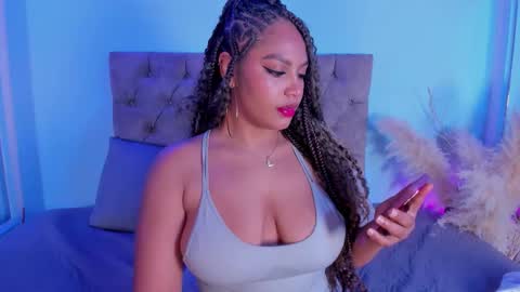 Snapshot of taylor_sexyy chatting on September 10, 2025, 11:27 pm Taylor  online show from September 10, 2025, 11:27 pm