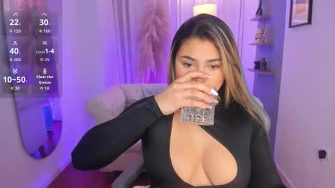 Snapshot of taylor_smith1_ chatting on January 17, 2026, 11:37 am Taylor online show from January 17, 2026, 11:37 am