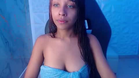 Snapshot of taylor_sophie chatting on February 1, 2026, 7:56 pm Taylor online show from February 1, 2026, 7:56 pm