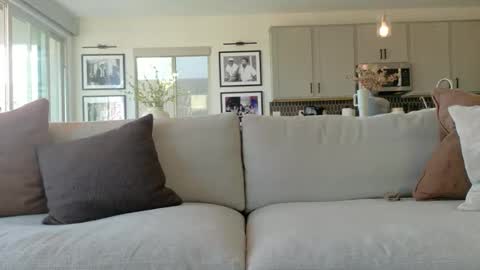 Taylor Rae online show from May 31, 2026, 1:14 am