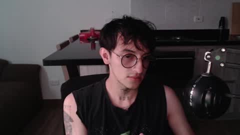 Teo independent model online show from April 24, 2026, 11:45 am