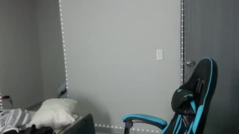 Snapshot of team23hot0 chatting on October 16, 2025, 4:13 am team23hot0 online show from October 16, 2025, 4:13 am