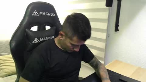 DYNAMITE DUO69 online show from April 16, 2026, 11:55 am