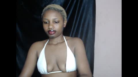 teasexkitty online show from July 15, 2026, 11:21 pm