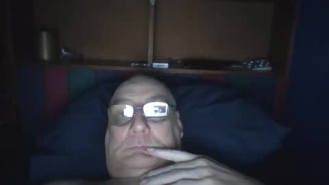 Mark online show from October 6, 2025, 7:06 am