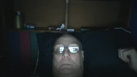 Mark online show from November 17, 2025, 8:58 pm