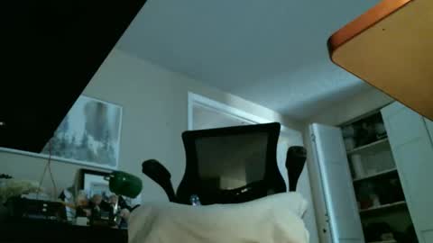 Snapshot of techloot chatting on April 12, 2026, 11:21 pm techloot online show from April 12, 2026, 11:21 pm