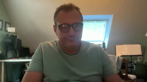 Snapshot of technoboy1975007 chatting on June 1, 2026, 7:15 pm technoboy1975007 online show from June 1, 2026, 7:15 pm