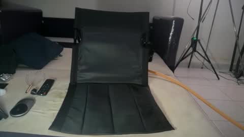 teddy_bananaaa online show from March 10, 2026, 1:43 am