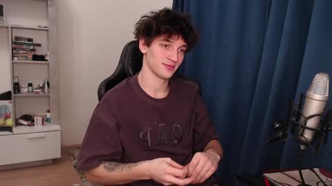 Teddy online show from December 28, 2024, 7:11 pm