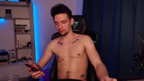 Teddy online show from February 17, 2025, 9:41 pm