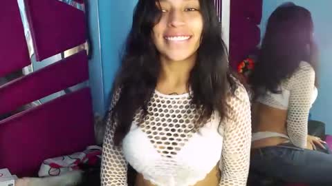 Tayloor online show from December 7, 2024, 3:04 am