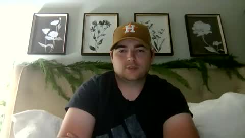 tejas2322 online show from May 5, 2026, 4:31 am