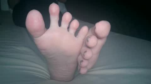 Viv West online show from October 7, 2025, 4:20 am