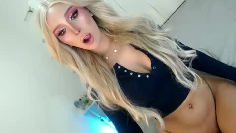 Snapshot of temptationofsex chatting on October 7, 2025, 7:38 am EVA GLASSCOTT online show from October 7, 2025, 7:38 am