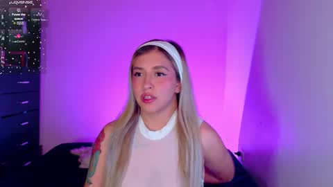 Snapshot of temptationsweet__ chatting on June 23, 2026, 6:44 am Sara online show from June 23, 2026, 6:44 am